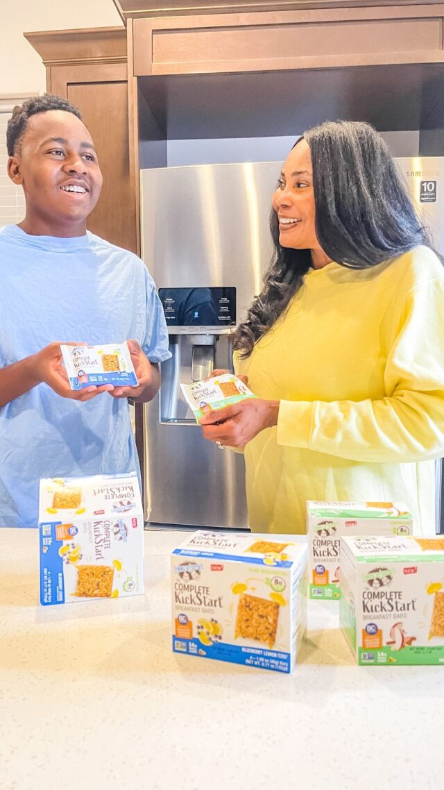 Hey hey sunshines, as a mother, my goal has always been to make sure my family learns the benefits taking care of their health and fitness.  Eating healthy snacks is the only way to go! @LennyandLarrys Complete KickStart Breakfast Bars are always satisfying. 

 
Brayden never forgets to grab our KickStart bars. Healthy living is our jam and working out with my son maintains are close mother son bond. It has 8g of plant-based protein, 14g whole grains, BC30 Probiotic & comes in 2 yummy flavors. 
.
I know that making good food choices is the best for my family. Next time, you and your family, are on the go, grab a few of the KickStart bars from Lenny & Larry’s . #lennyandlarrys #ad #raisinggreatnessofficial #kickstartbar
.
.
.
.
.
.
.
.
.
#fitfamily #fitfamilylife #motherhood #momandson #familyfitness #healthylifestyle #healthyfamilymeals #onthegosnack #raisingboys #sonshine #raisingblackboys #sportsfamily #losangelesblogger #lamoms #losangelesmoms #socalmoms #socallife #socalkids #lennyandlarrysambassador #lennyandlarryspartner